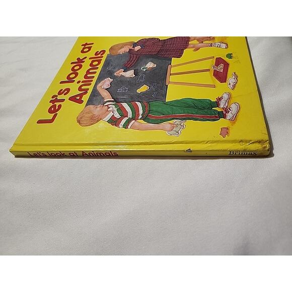 Lets Look At Animals Play & Learn 4-7 Years by Karen O'Callaghan - Picture 3 of 10